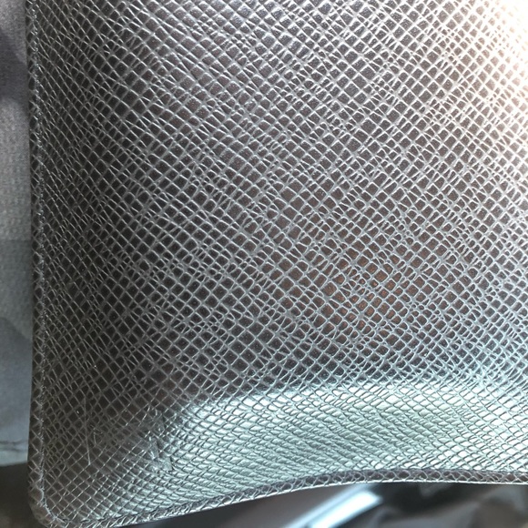Authentic Louis Vuitton men’s wallet - Picture 1 of 2